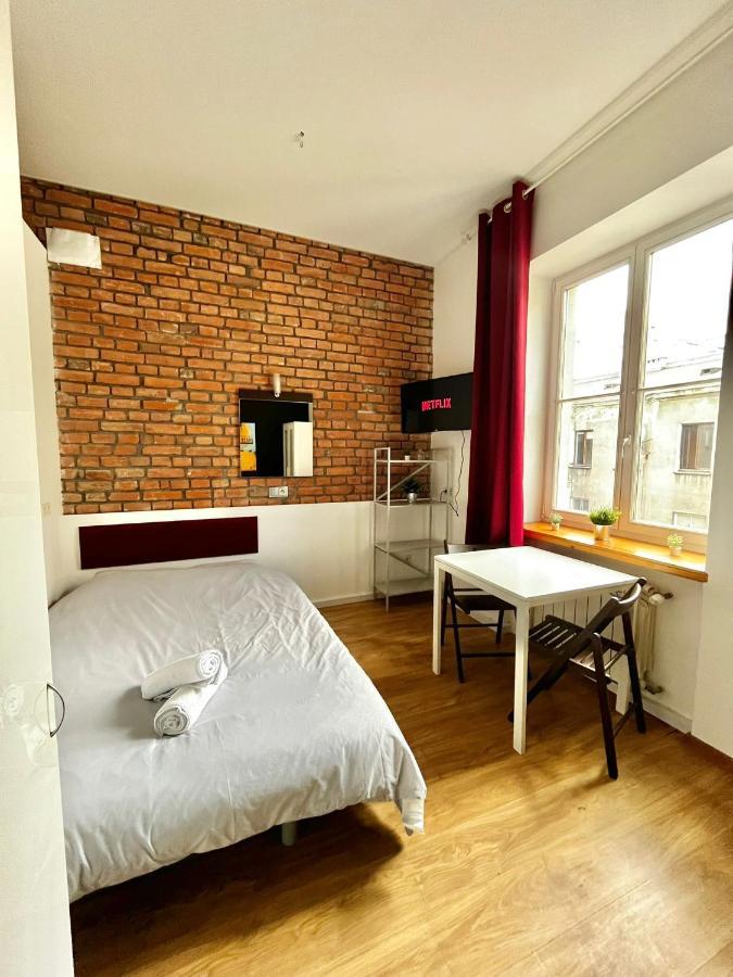 Bezagenta Rooms Centrum Varşovia Exterior foto