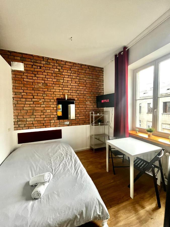 Bezagenta Rooms Centrum Varşovia Exterior foto